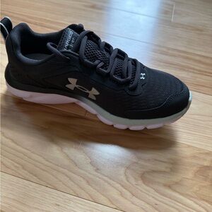 Under Armour Womens Gray and Blue Athletic Shoes